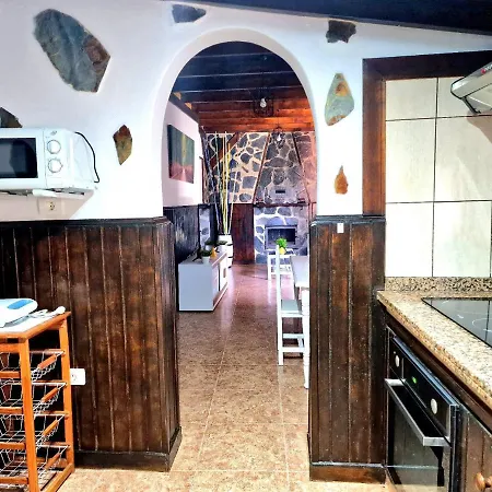 Casa Rural&barbacue Giovanni Icod De Vinos * Icod De Los Vinos